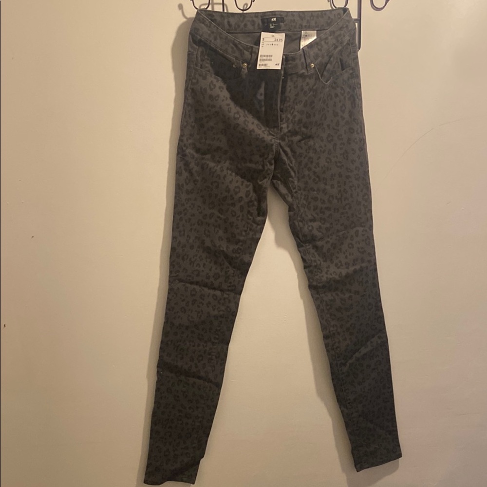 H&M 14 Leopard Print Skinny Jeans